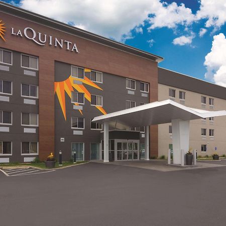 La Quinta By Wyndham Cleveland - Airport North Hotel Ngoại thất bức ảnh