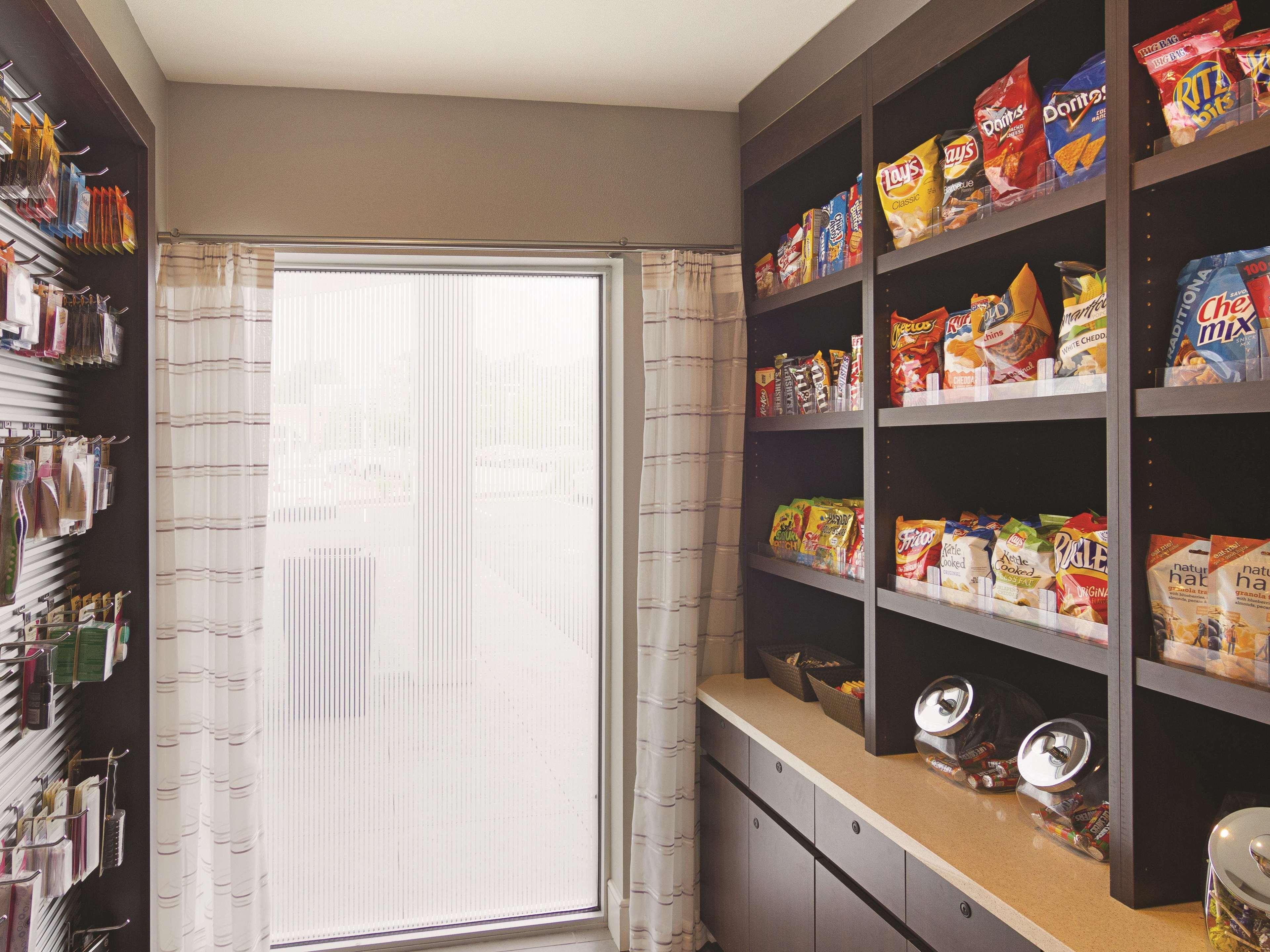 La Quinta By Wyndham Cleveland - Airport North Hotel Ngoại thất bức ảnh